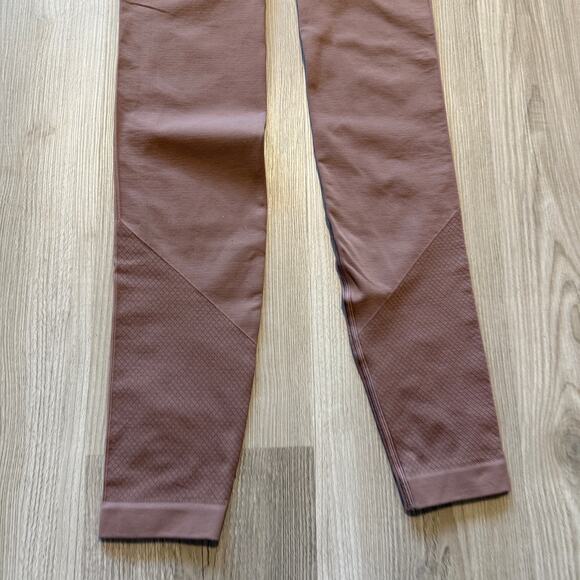 Women's Lululemon Spanish Oak Clay Pink Ebb To Street Tight Pants Leggings Sz 2 - Picture 2 of 5